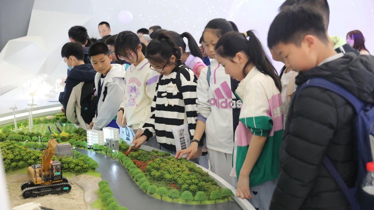 ·Ç·²¹ú¼Ê(ÖйúÇø)-¹Ù·½ÍøÕ¾